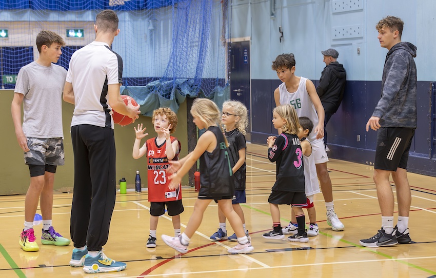 _Young_basketball_players_being_put_through_their_paces_at_the_Guernsey_Basketball__Associations_Future_Stars_programme_supported_by_Condors_Community_Fund_3.jpg