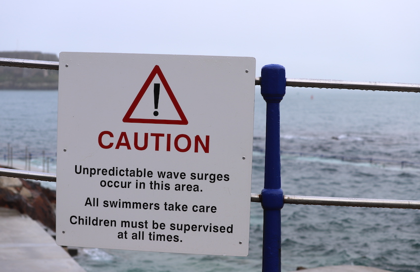 Alan_Jenner_Water_Skills_Academy_Bathing_Pools_warning_sign.JPG