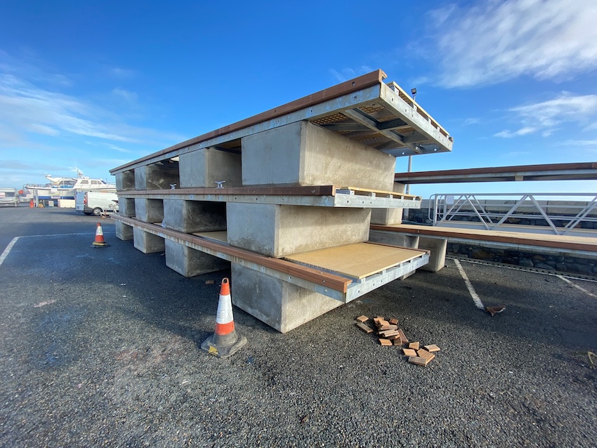 pontoon_construction.jpg