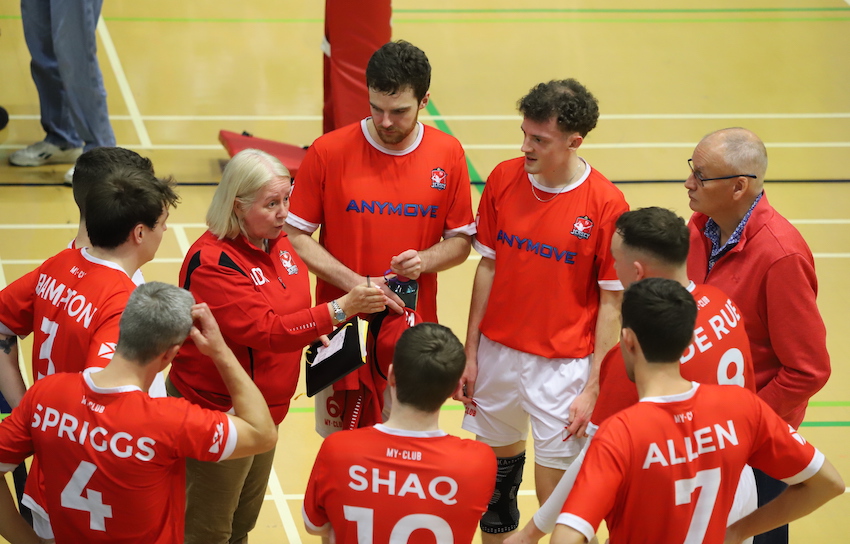 Volleyball_inter-insular_2024_Jersey_coach_Deirdre_De_Rue_.JPG