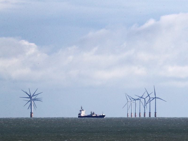Wind_farm_2.jpg