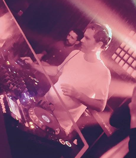 JP_DJing.png