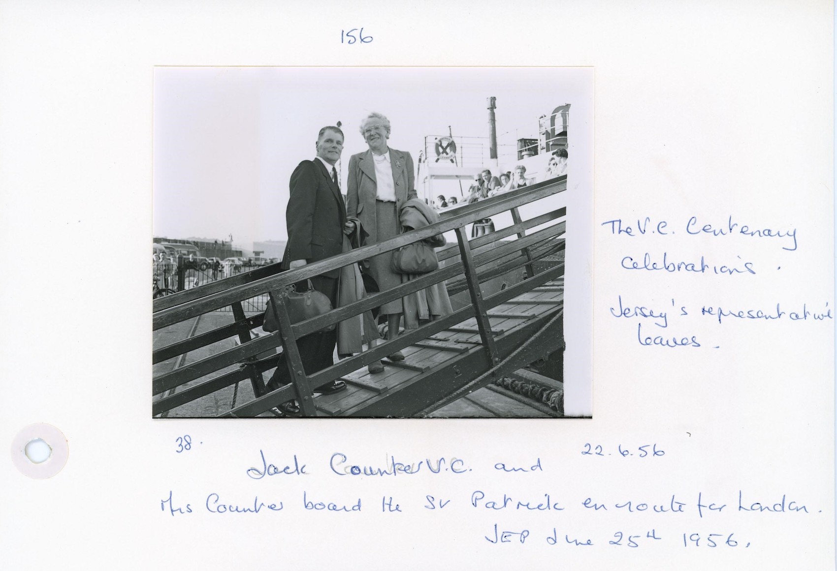Jack_and_Ada_leaving_Jersey_for_VC_Centenery_Celebrations_JEP_Photo_Archive.jpg