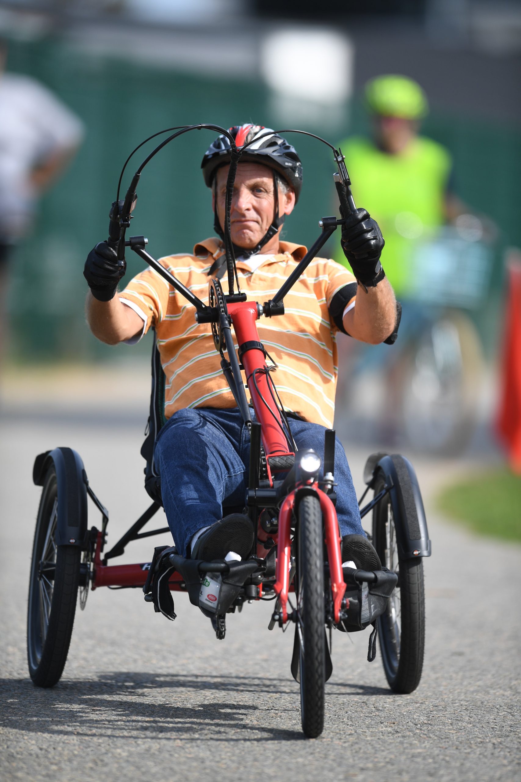 Nick_Ozouf_cycling.jpg