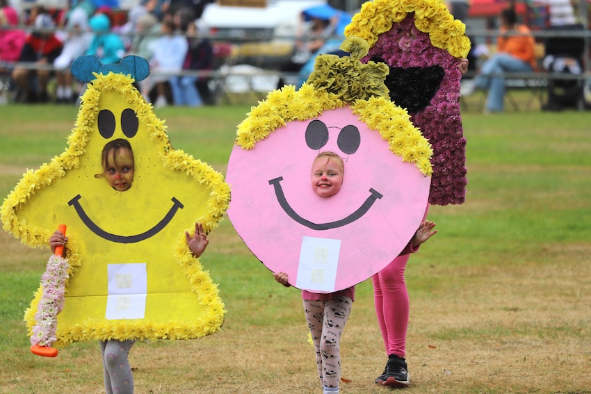 North_Show_2024_Battle_of_Flowers_Mr_Men.JPG