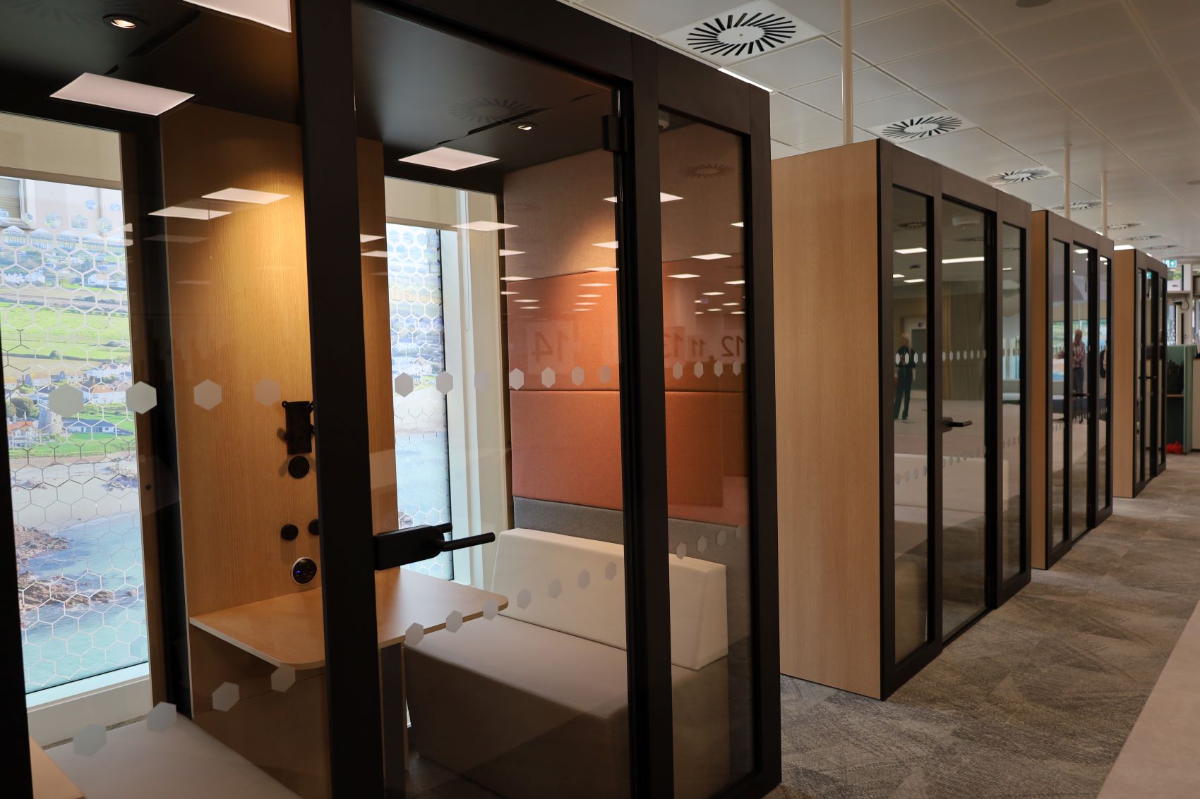 Gov_HQ_4