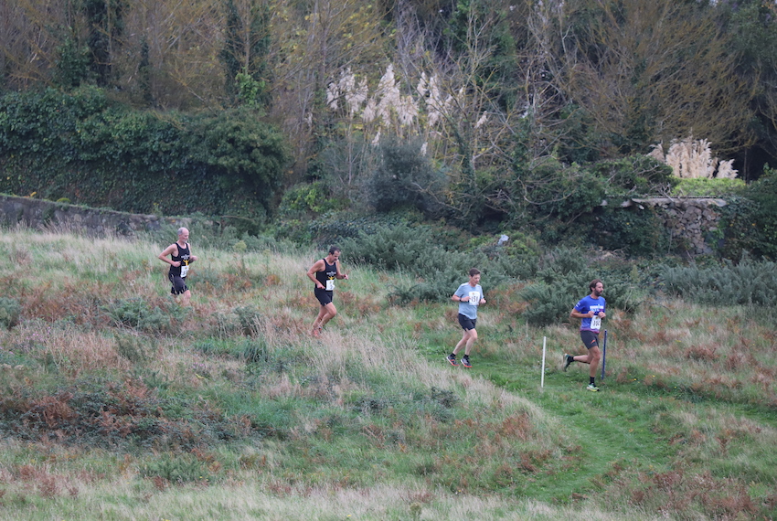 Cross_Country_Doyle_Loop_Jon_Greenfield_104_Terry_Garnham_151_Michael_Way_Adrian_Lihou.JPG