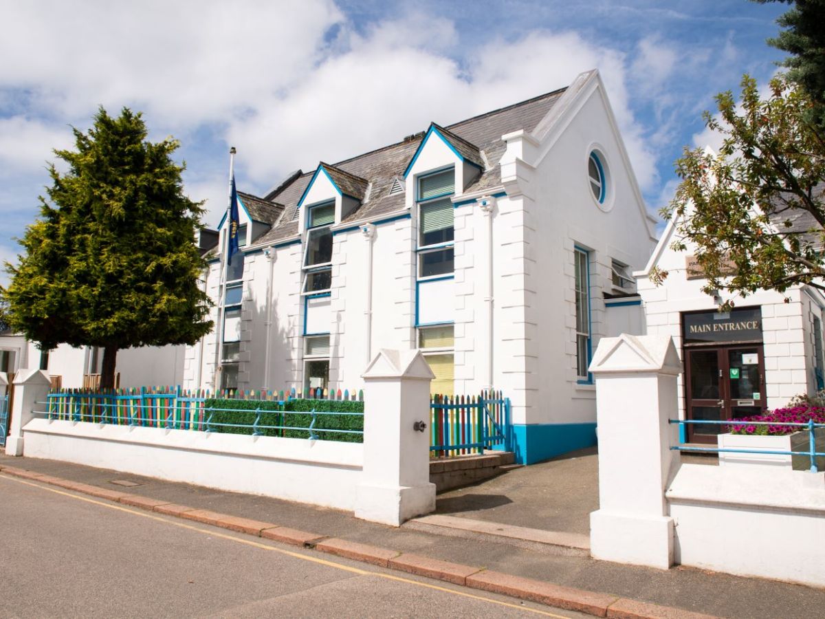 Unpaid rent and legal costs behind sale of former school building