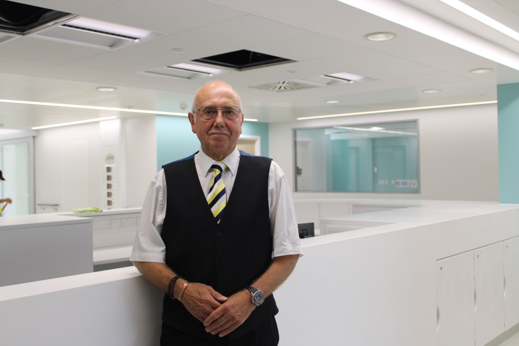 Deputy Al Brouard in the new critical care unit which was delivered through Part 1 of the hospital modernisation work.