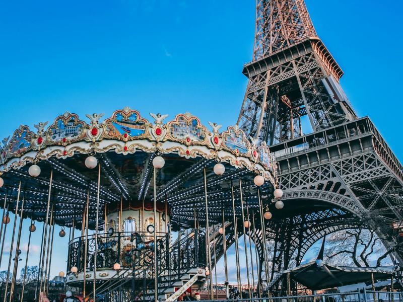 eiffel tower