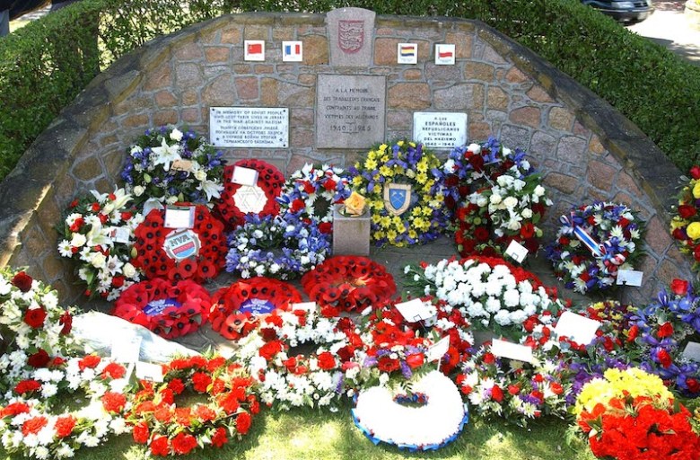 slave_memorial.jpg