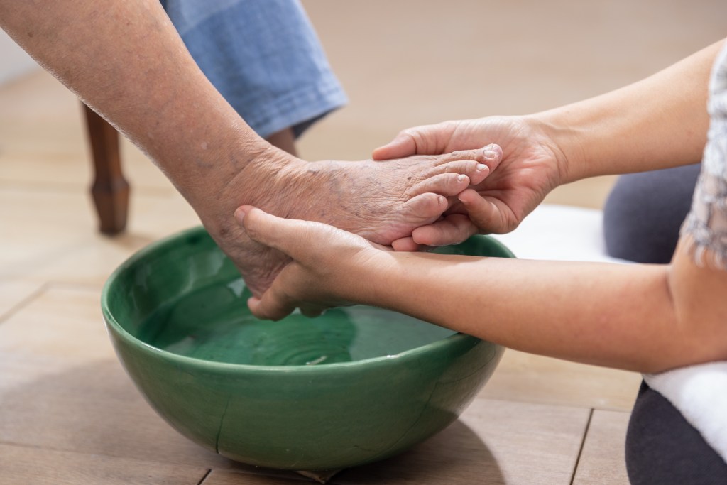 Volunteers wanted to help bathe older islanders