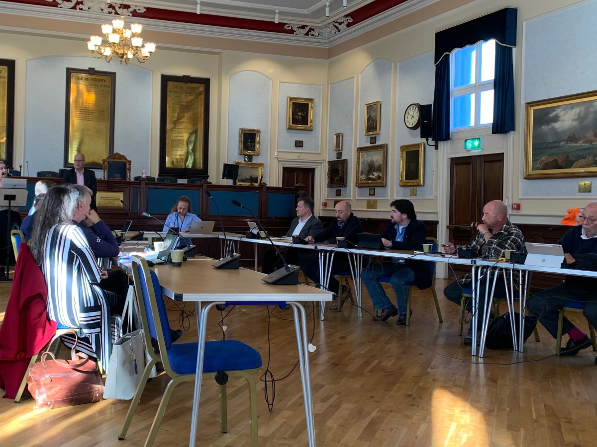 Traffic measures to limit disruption during construction of new hospital