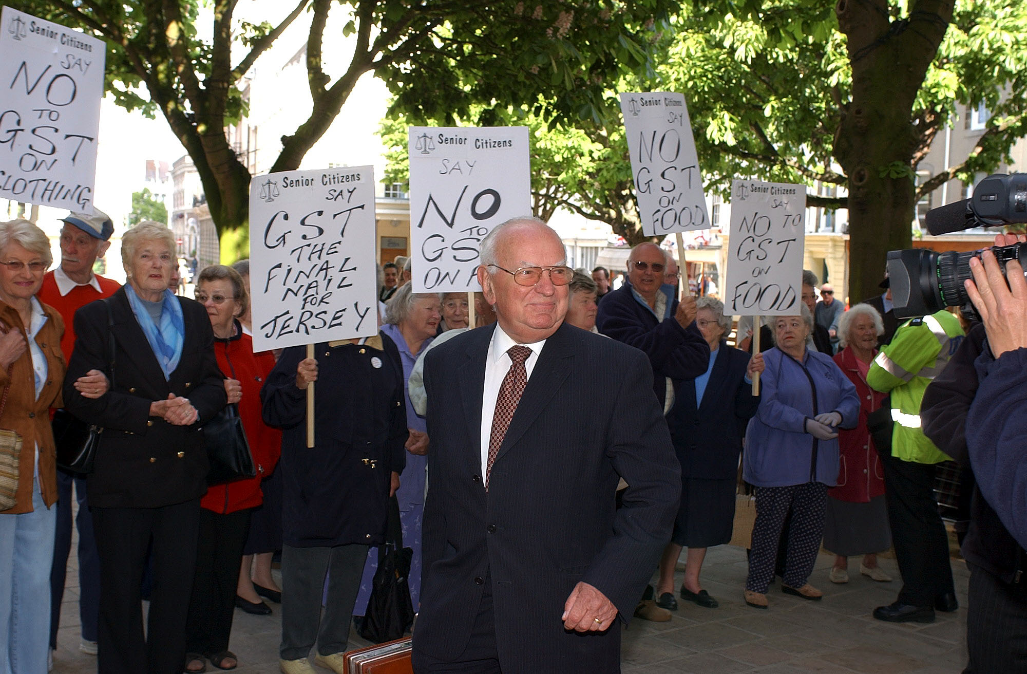 Guernsey GST debate sparks memories of Jersey's experience two decades ...